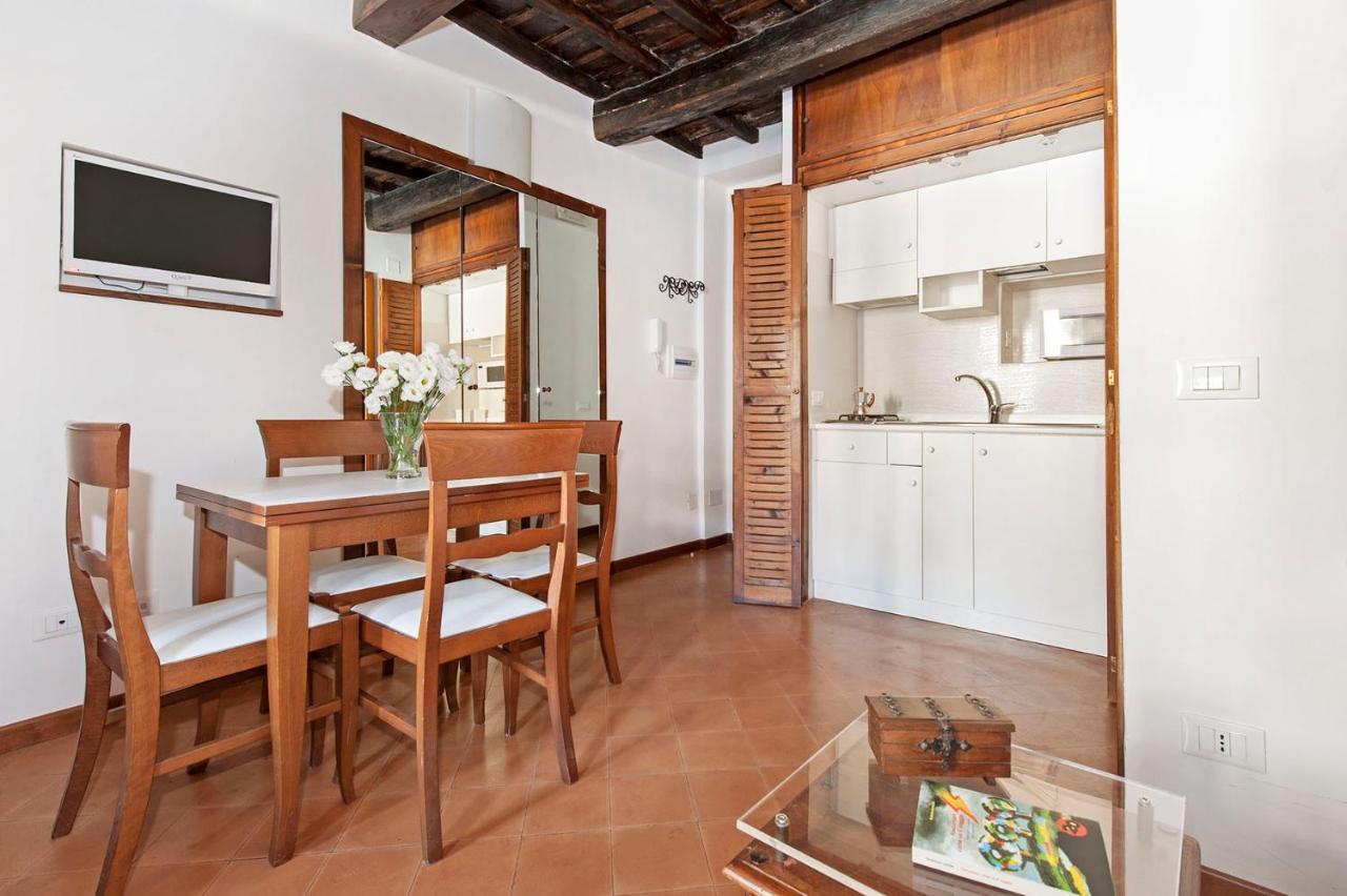 Lovely Apartment Trastevere Center Róma Kültér fotó